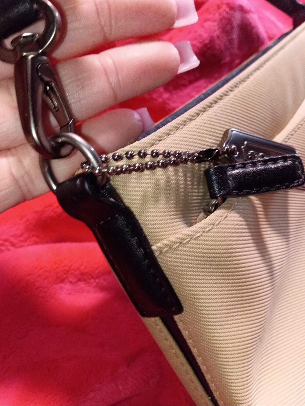 Coach Mercer Beige Shoulder Bag with Black Handle - Picture 9 of 9